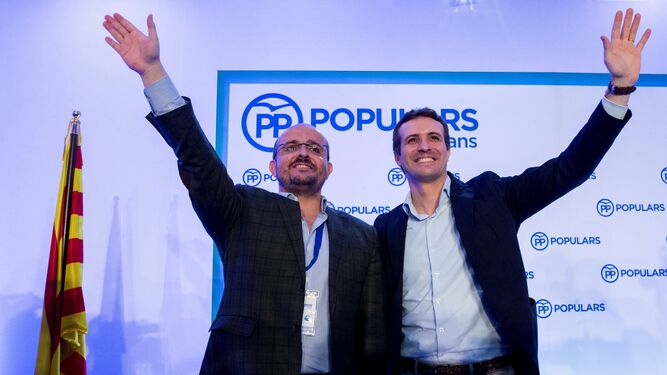 Alejandro Fernández y Pablo Casado el sábado en el congreso extraordinario del PPC en el que tomó el relevo de García Albiol.