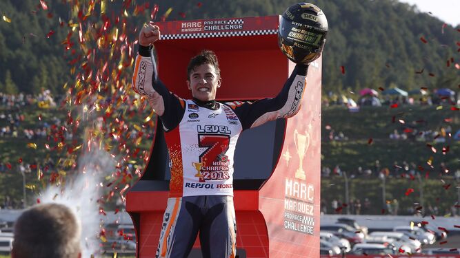 Márquez festejando su séptimo título mundial, el quinto en Moto GP