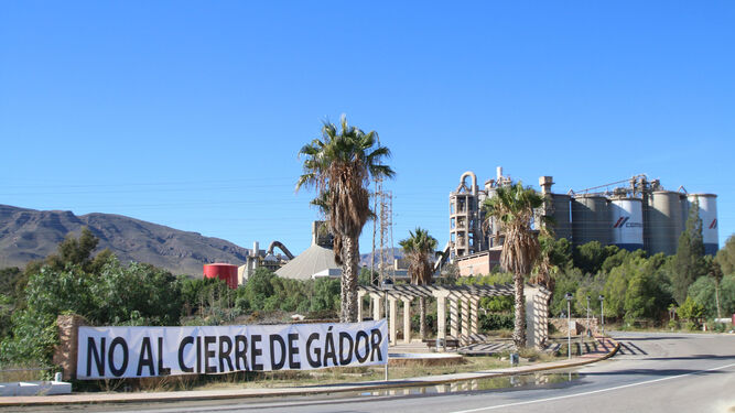Fábrica de Cemex en Gádor