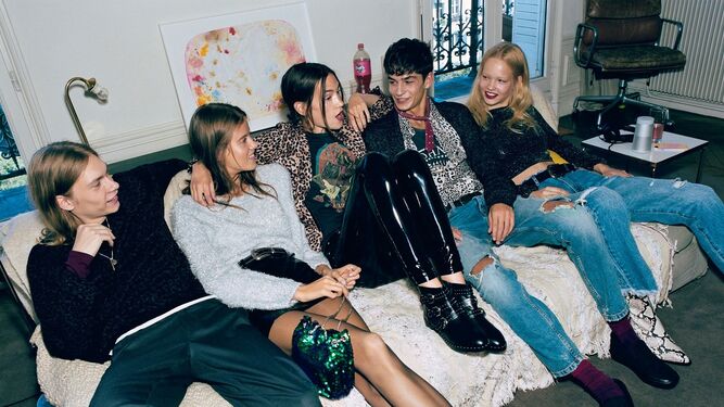 Pull &amp; Bear Colecci&oacute;n Fiesta 'Party yourself at home' 2018