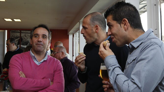 Juanjo Segura en una comida navideña junto a los históricos Soriano y Juanito
