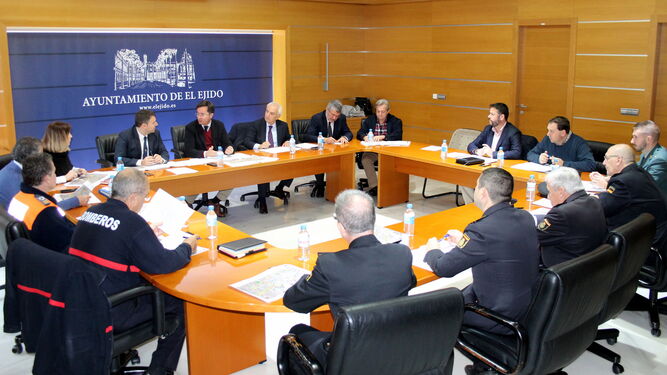 Imagen de la reunión mantenida por la Junta Local de Seguridad de El Ejido.