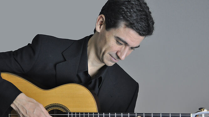 Jesús Pineda ha editado y grabado la música guitarrística de Castillo