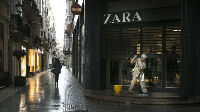 Una de las tiendas de Zara en Cádiz.