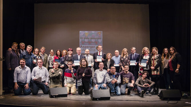 Gala de Asperger Almería premia la labor de entidades por su colaboración