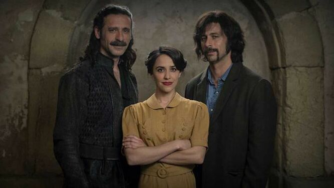 El trío de la tercera temporada de 'El Ministerio', con Nacho Fresneda, Macarena García y Hugo Silva