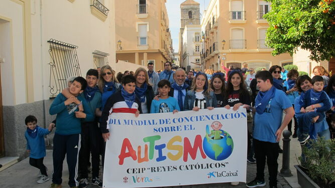 Marcha de concienciación sobre el autismo en Vera.