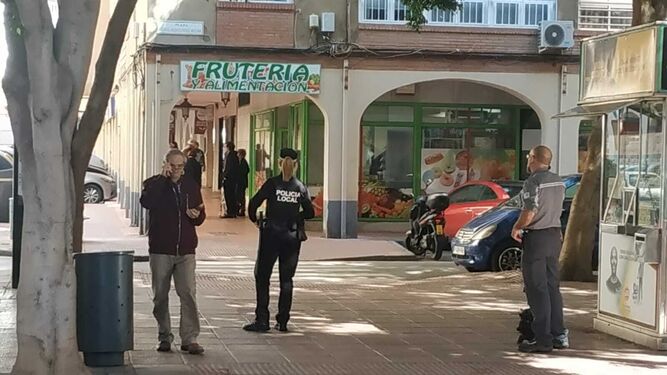 La Policía Local ya trabaja en Oliveros para erradicar la prostitución.