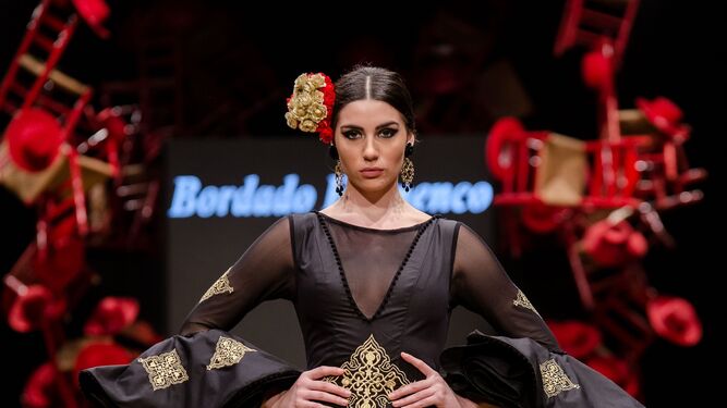Dise&ntilde;o de Bordado Flamenco en Pasarela Flamenca Jerez 2019.&nbsp;Fotograf&iacute;a de Christian Cantizano Photography.