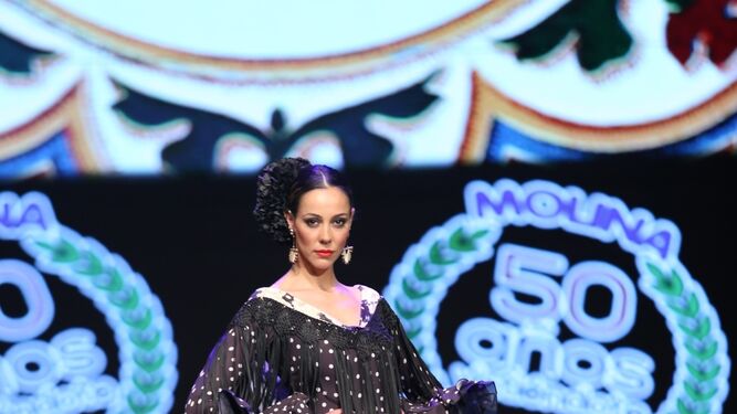 Dise&ntilde;o de Molina Moda Flamenca en SIMOF 2019