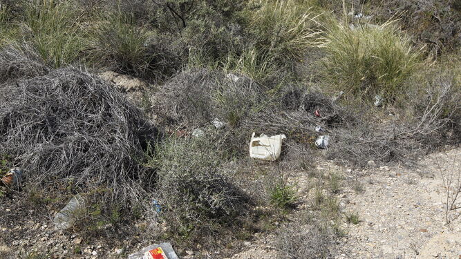 Fotogaler&iacute;a basura en el Desierto de Tabernas