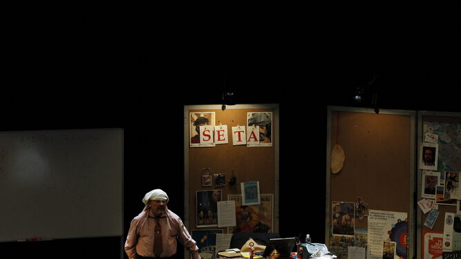 Fotogaler&iacute;a Festival de Teatro de El Ejido. Obra "El Asesino de la Rega&ntilde;&aacute;". Teatro Municipal de El Ejido