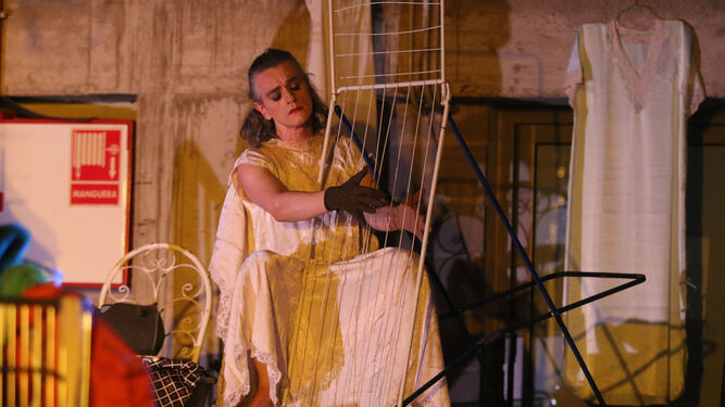 Fotogaler&iacute;a de la obra 'A m&iacute; no me escribi&oacute; Tennessee Williams'. Fesival de Teatro de El Ejido