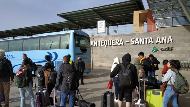 Uno de los cuatro transbordos que hay que realizar para llegar en tren a Sevilla.