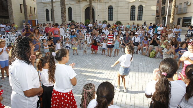 Actividades para niños celebradas en la Plaza de la Catedral de Almería