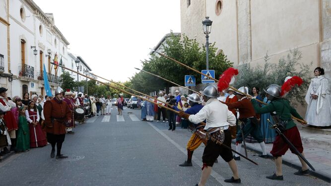 Fotogaler&iacute;a del desfile renacentista de los vecinos de V&eacute;lez Blanco y Padules