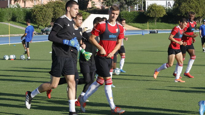 Dragan Rosic, en un entrenamiento con el Almería (Foto: Diario de Almería).