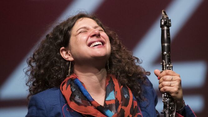 La clarinetista, saxofonista y directora de orquesta isarelí Anat Cohen (Tel Aviv, 1979).