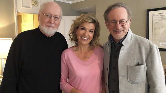 Anne-Sophie Mutter entre John Williams y Steven Spielberg