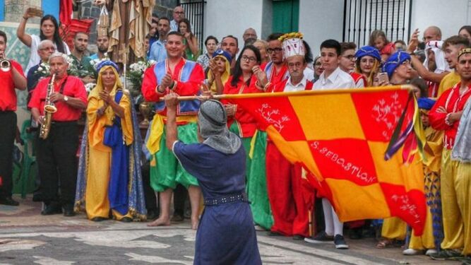 Fiestas de Moros y Cristianos en Sierro para celebrar San Sebastián.
