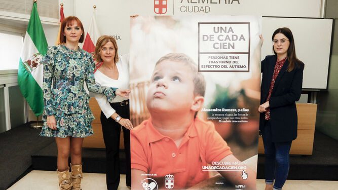 Apoyo municipal a la nueva campaña de sensibilización del autismo ‘Una de cada cien’ de Autismo Andalucía