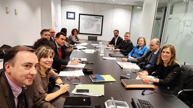 Reunión de la Comisión Técnica de la sociedad Almería Alta Velocidad en Madrid.
