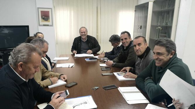 Reunión de coordinación de Deportes para la puesta en marcha de la nueva edición de 'San Fernando Juega Limpio'.