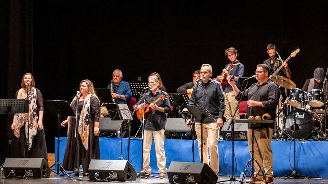 La nueva formación ‘Nuevos Aires’ durante el recital que ofreció el pasado jueves en la Escuela de Música de Roquetas de Mar con motivo de la Semana de la Música.