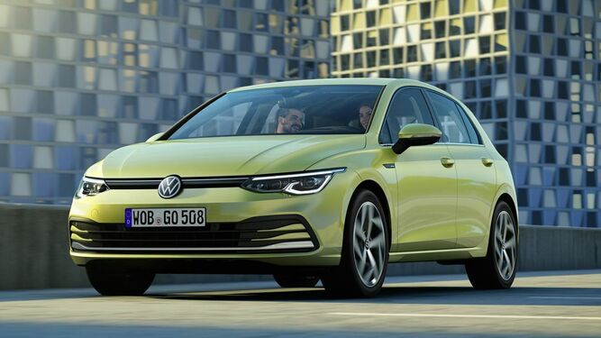 El frontal es el apartado que más cambia en el nuevo Volkswagen Golf.