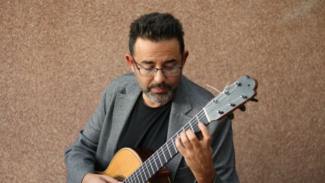 Javier Riba ofrecerá un concierto de guitarra clásica.