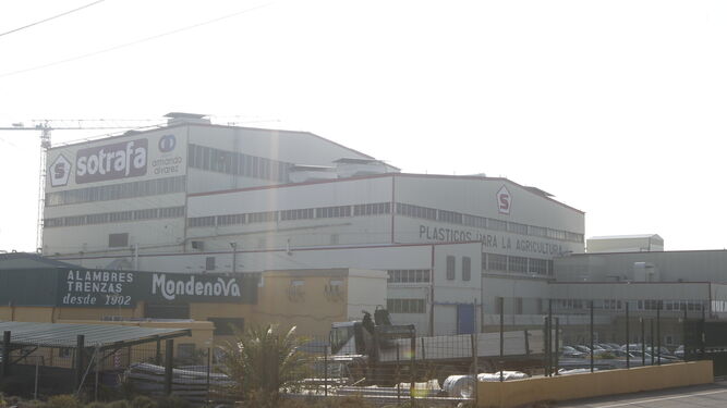Sotrafa adquirió en verano las antiguas instalaciones que Morera & Vallejo compró a TPM en El Ejido, junto a la autovía.