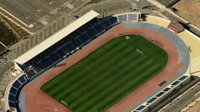 Imagen aérea del estadio Antonio Peroles de Roquetas de Mar.