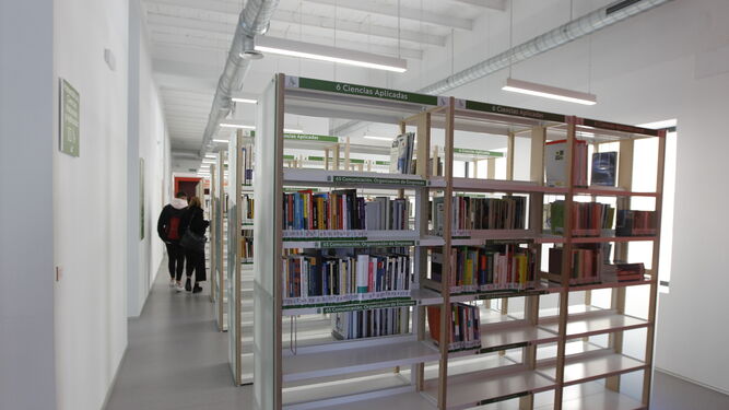 Fotogaler&iacute;a inauguraci&oacute;n Biblioteca Central Municipal Jos&eacute; Mar&iacute;a Artero. Almer&iacute;a