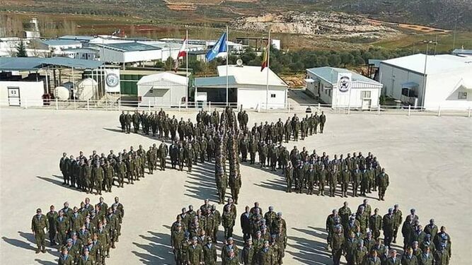 La Legión celebra este año su centenario y realizó esta formación en Líbano
