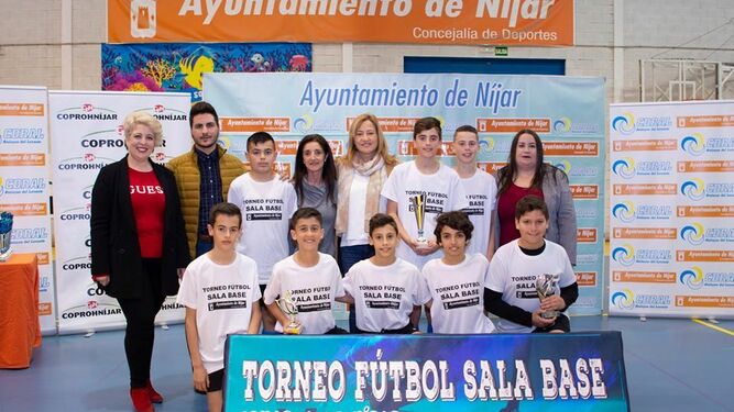 La novena edición del Torneo de Futbol Sala  reúne a 250 niños