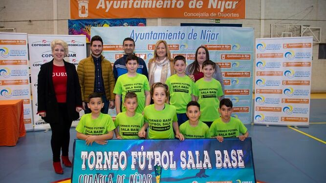 La novena edición del Torneo de Futbol Sala  reúne a 250 niños