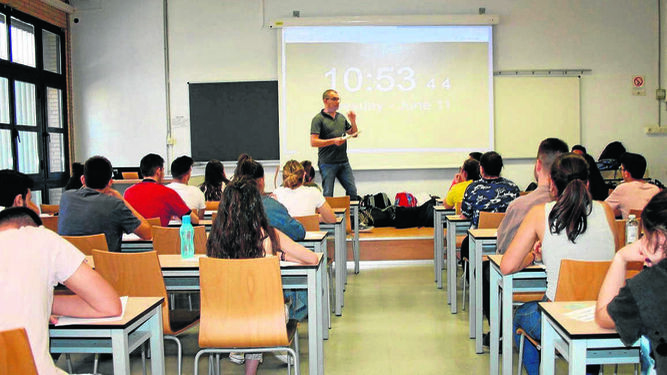 Examen de Selectividad de años anteriores en la Universidad de Almería.