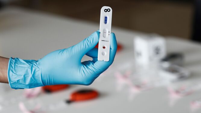 Los test rápidos ahora deben confirmarse con pruebas PCR.