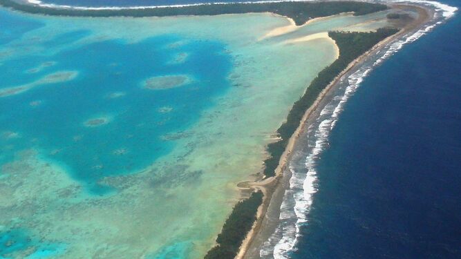 Las paradisíacas (y vacías) playas de Tuvalu serían un buen destino para quien busca tranquilidad.