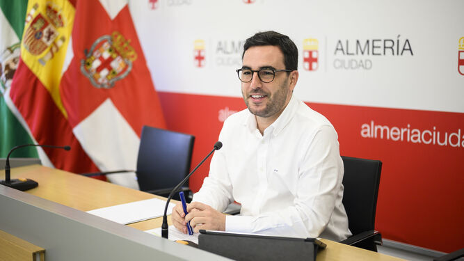 Carlos Sánchez, concejal de Promoción de la Ciudad en el Ayuntamiento de Almería