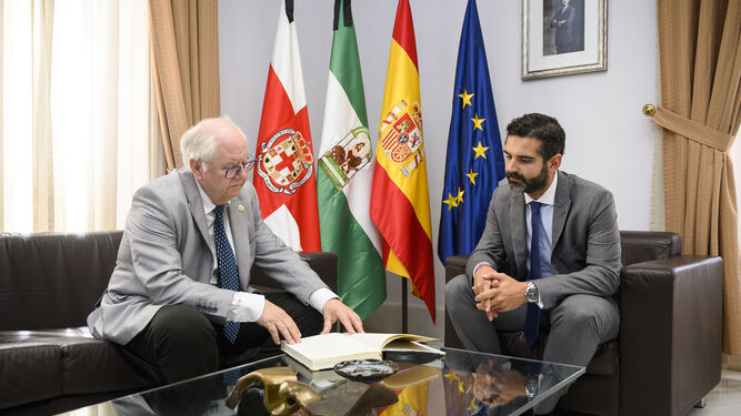 Emilio Gómez-Lama y el alcalde de Almería