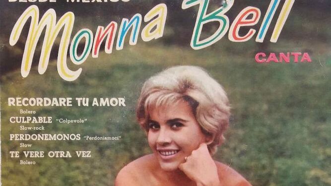 Monna Bell en la portada de unos de sus discos