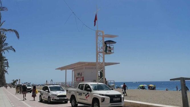 Un vertido provoca la bandera roja en la playa de San Miguel.