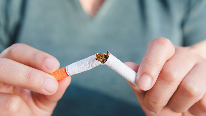 Los andaluces se muestran contundentes contra el tabaco.