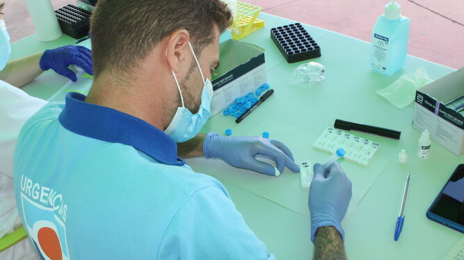 Realización de test de antígenos en Turre.