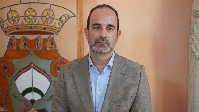 El alcalde de Carboneras tilda de “cortina de humo” el anuncio de Moreno de demoler el Algarrobico