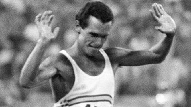 Jordi Llopart, medallista de plata en Moscú 1980 en los 50 kilómetros marcha.