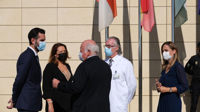 El presidente andaluz, Juanma Moreno, inaugura el Hospital Materno-Infantil de Almería.