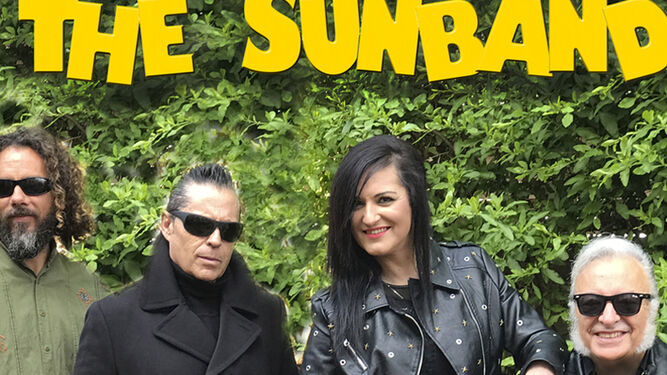 The Sunband con Sol Ruiz como vocalista.