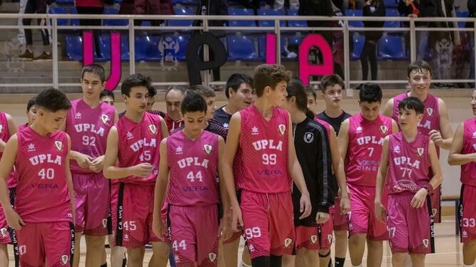 El club UPLA, premiado por la Federación Andaluza de Baloncesto por fomentar la solidaridad y hábitos saludables